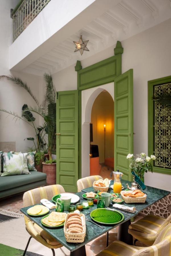 Riad Dar Adal Exclusivite 2 A 6 Personnes Petit Dejeuner Compris Place Jemaa El Fna Marrakesch Exterior foto