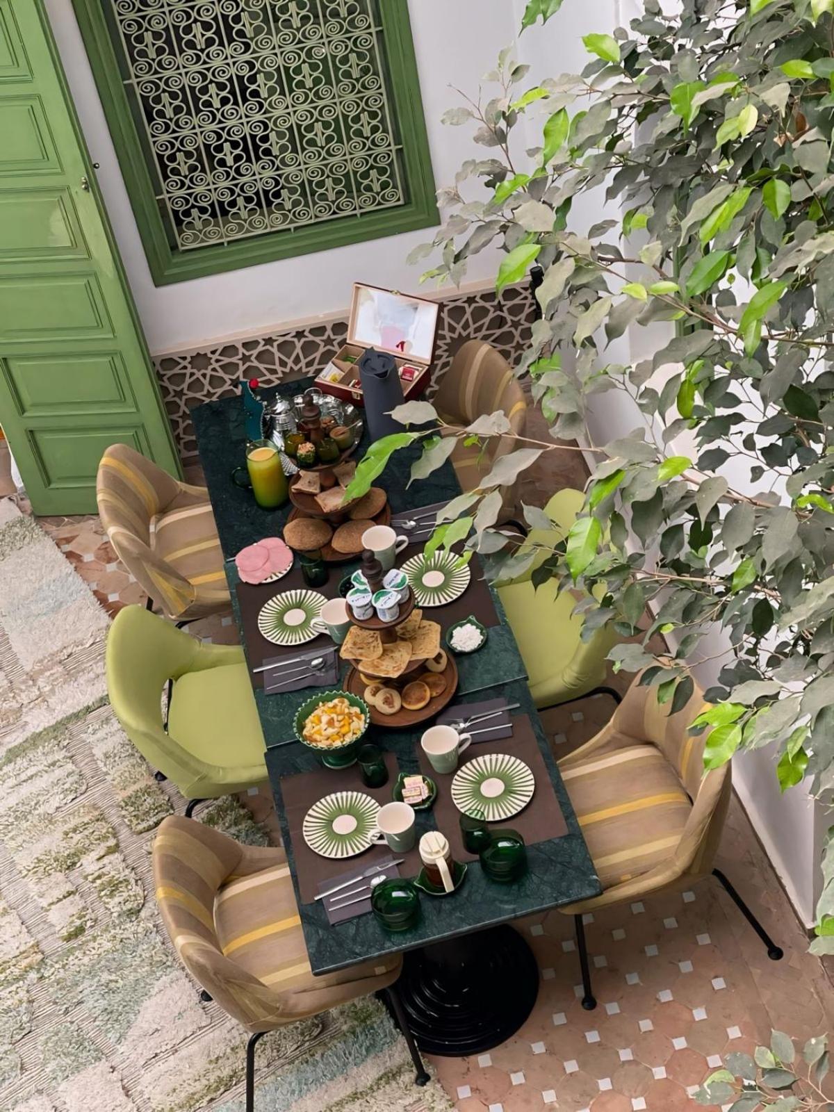 Riad Dar Adal Exclusivite 2 A 6 Personnes Petit Dejeuner Compris Place Jemaa El Fna Marrakesch Exterior foto